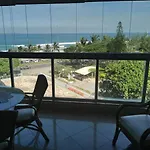 Apartamento frente mar, Posto 5 - Barra da Tijuca